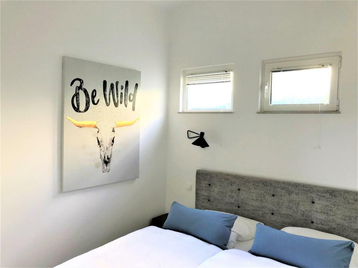 Sunsetloft Vir Apartment ภายนอก รูปภาพ